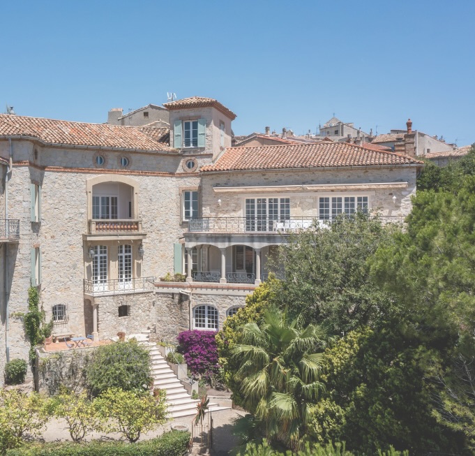 Bienvenue au Château des Costes, la Provence inspirante. Bienvenue au Château des Costes, la Provence inspirante.